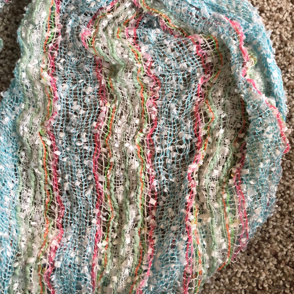 Infinity scarf - Picture 2 of 2